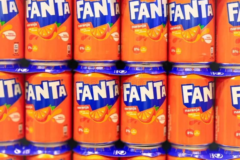 alicante-spain-may-cans-fanta-orange-drink-display-grocery-store-389311646